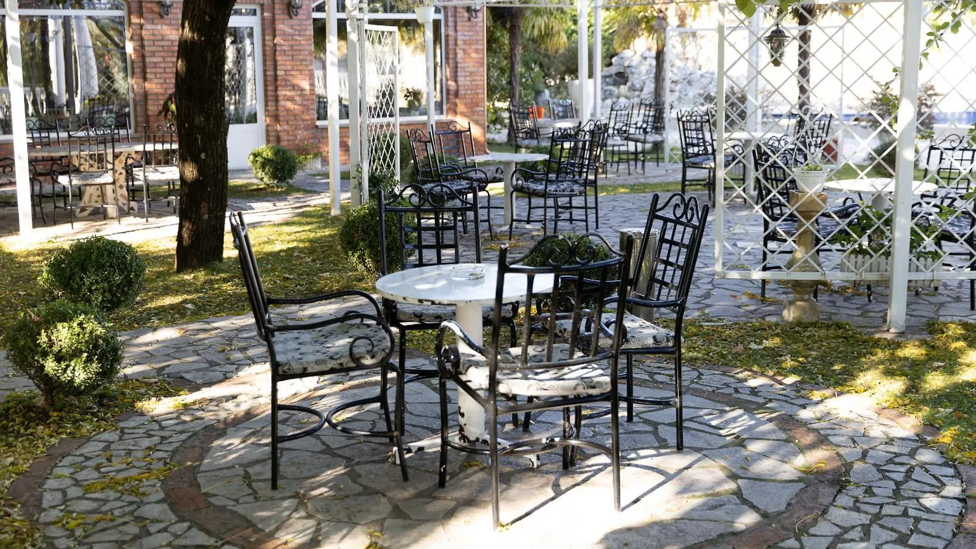 Hotel Paradise Shkodër