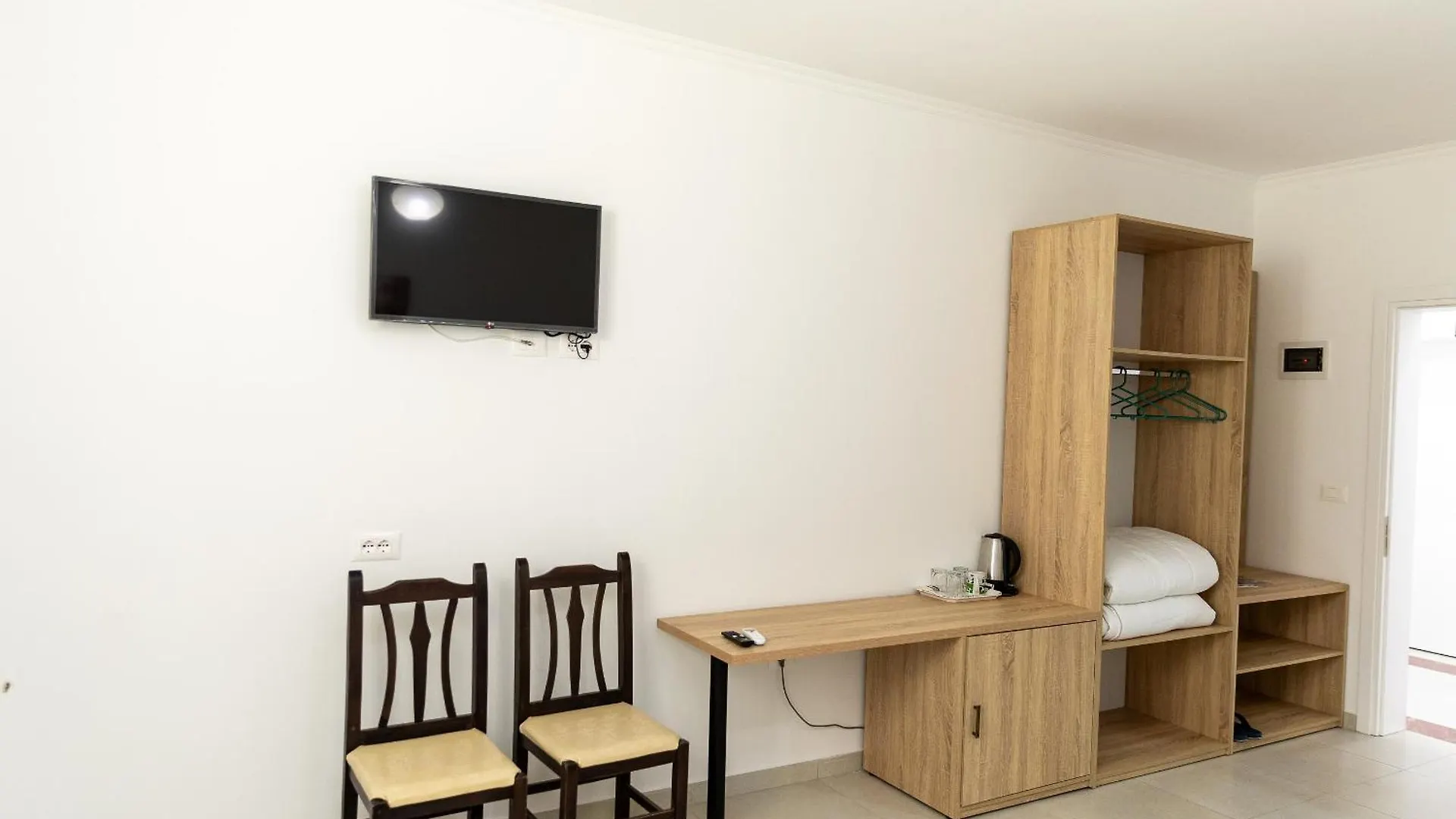 Hotel Paradise Shkodër 0*,  Albanie